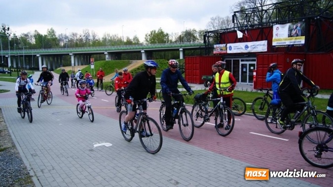 Zdjęcie w galerii na portalu naszwodzislaw.com: Rowerem po Wodzisławiu. Tym razem pogoda nie przeszkodziła wiadomości z regionu