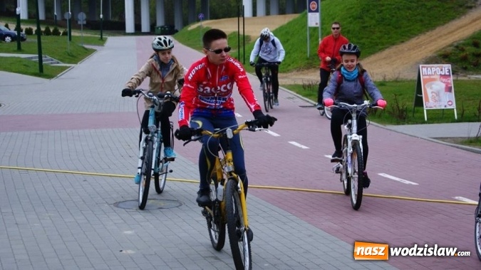 Zdjęcie w galerii na portalu naszwodzislaw.com: Rowerem po Wodzisławiu. Tym razem pogoda nie przeszkodziła wiadomości z regionu