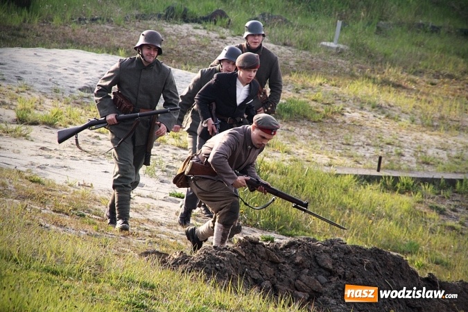 Zdjęcie w galerii na portalu naszwodzislaw.com: Rekonstrukcja bitwy olzańskiej, czyli Piknik Powstańczy w Olzie wiadomości z regionu