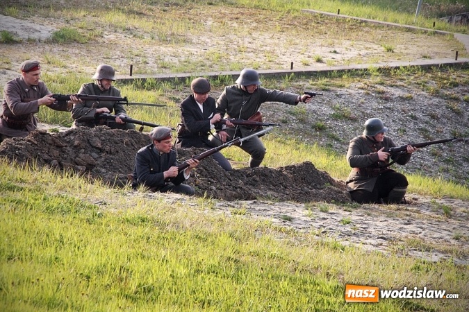 Zdjęcie w galerii na portalu naszwodzislaw.com: Rekonstrukcja bitwy olzańskiej, czyli Piknik Powstańczy w Olzie wiadomości z regionu
