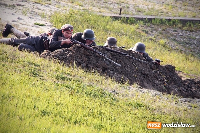 Zdjęcie w galerii na portalu naszwodzislaw.com: Rekonstrukcja bitwy olzańskiej, czyli Piknik Powstańczy w Olzie wiadomości z regionu