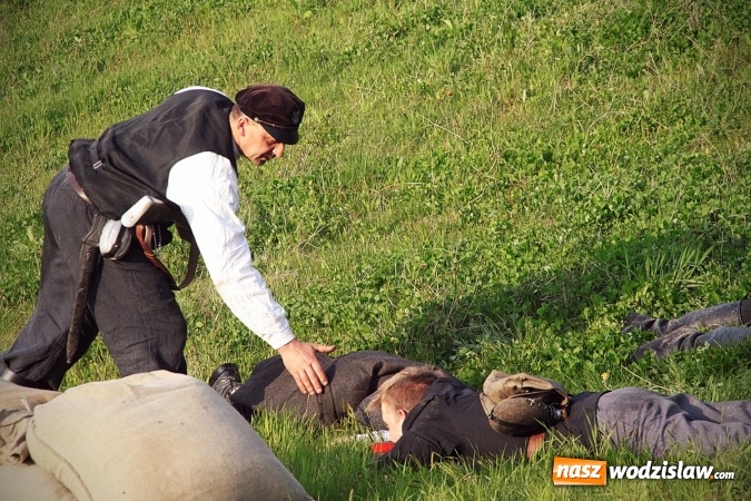 Zdjęcie w galerii na portalu naszwodzislaw.com: Rekonstrukcja bitwy olzańskiej, czyli Piknik Powstańczy w Olzie wiadomości z regionu