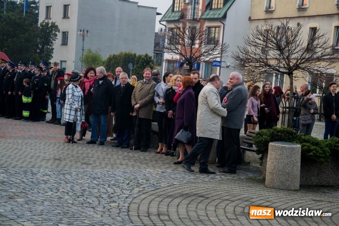 Zdjęcie w galerii na portalu naszwodzislaw.com: Święto Flagi, 96. rocznica wybuchu III Powstania Śląskiego, rocznica uchwalenia Konstytucji 3 Maja oraz Święto św. Floriana. Uroczystości w Rydułtowach wiadomości z regionu