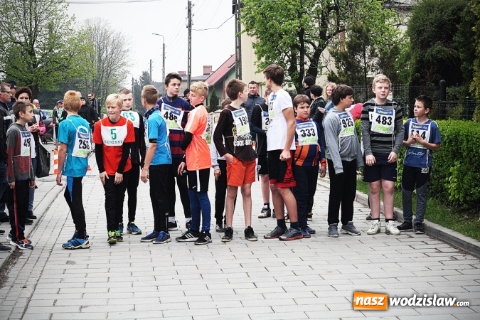 Zdjęcie w galerii na portalu naszwodzislaw.com: Radliński Bieg Ekologiczny wystartował już po raz dwudziesty drugi wiadomości z regionu