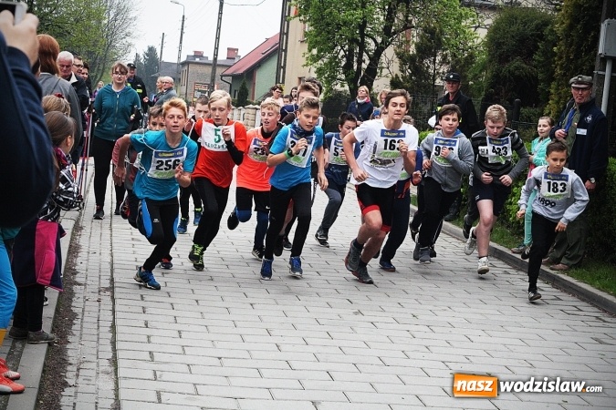 Zdjęcie w galerii na portalu naszwodzislaw.com: Radliński Bieg Ekologiczny wystartował już po raz dwudziesty drugi wiadomości z regionu