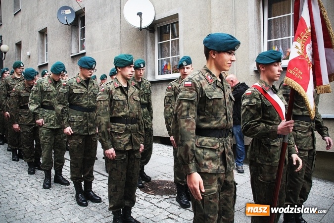 Zdjęcie w galerii na portalu naszwodzislaw.com: Święto Konstytucji 3 Maja. Obchody w Wodzisławiu Śląskim wiadomości z regionu