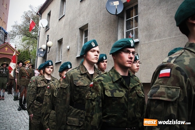 Zdjęcie w galerii na portalu naszwodzislaw.com: Święto Konstytucji 3 Maja. Obchody w Wodzisławiu Śląskim wiadomości z regionu