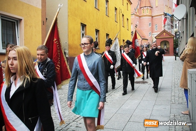Zdjęcie w galerii na portalu naszwodzislaw.com: Święto Konstytucji 3 Maja. Obchody w Wodzisławiu Śląskim wiadomości z regionu