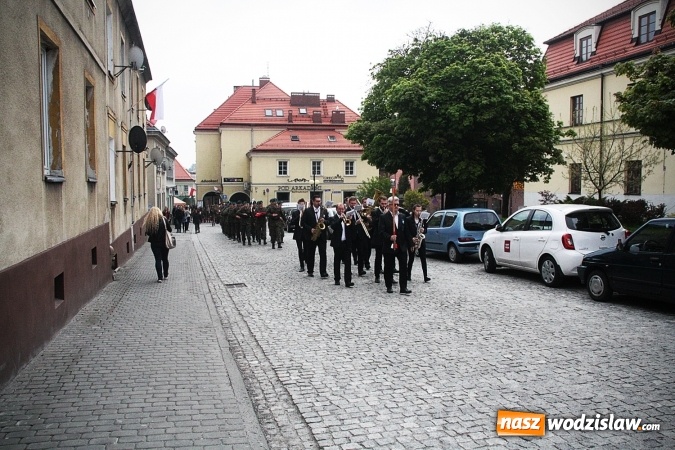 Zdjęcie w galerii na portalu naszwodzislaw.com: Święto Konstytucji 3 Maja. Obchody w Wodzisławiu Śląskim wiadomości z regionu