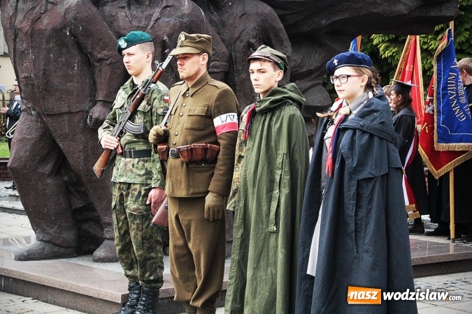 Zdjęcie w galerii na portalu naszwodzislaw.com: Święto Konstytucji 3 Maja. Obchody w Wodzisławiu Śląskim wiadomości z regionu