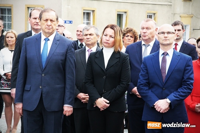 Zdjęcie w galerii na portalu naszwodzislaw.com: Święto Konstytucji 3 Maja. Obchody w Wodzisławiu Śląskim wiadomości z regionu