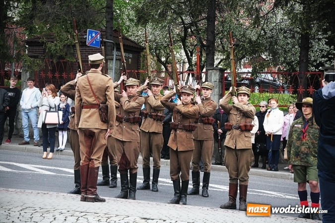 Zdjęcie w galerii na portalu naszwodzislaw.com: Święto Konstytucji 3 Maja. Obchody w Wodzisławiu Śląskim wiadomości z regionu