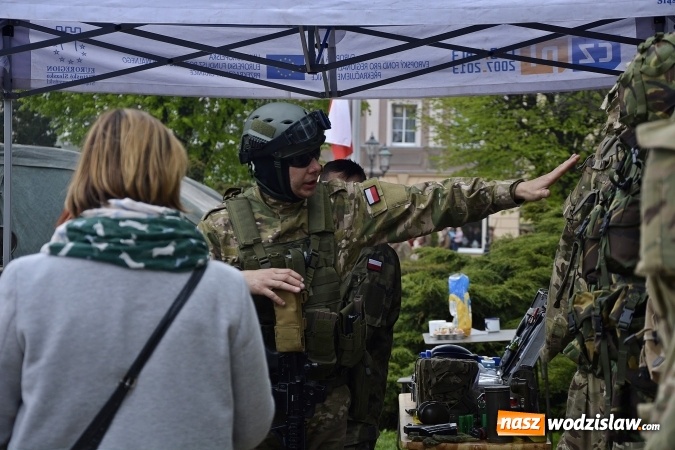 Zdjęcie w galerii na portalu naszwodzislaw.com: 7. Piknik Historyczno-Militarny. FOTORELACJA wiadomości z regionu