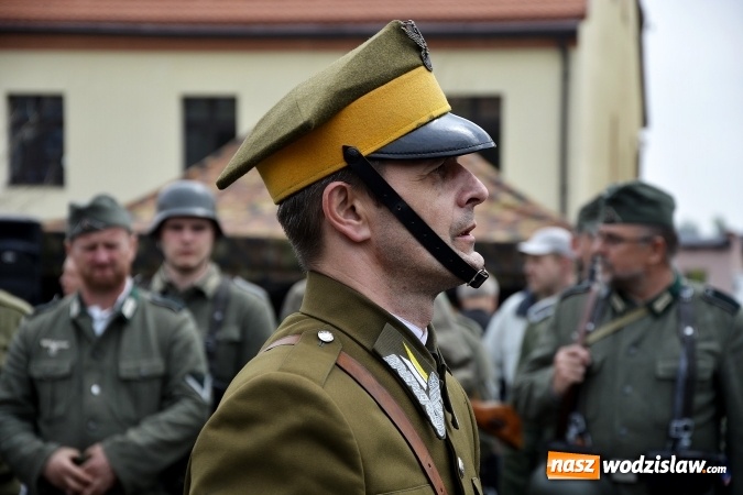 Zdjęcie w galerii na portalu naszwodzislaw.com: 7. Piknik Historyczno-Militarny. FOTORELACJA wiadomości z regionu