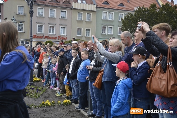 Zdjęcie w galerii na portalu naszwodzislaw.com: 7. Piknik Historyczno-Militarny. FOTORELACJA wiadomości z regionu