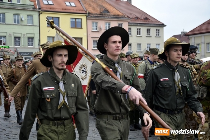 Zdjęcie w galerii na portalu naszwodzislaw.com: 7. Piknik Historyczno-Militarny. FOTORELACJA wiadomości z regionu