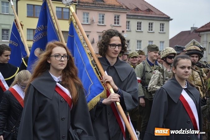 Zdjęcie w galerii na portalu naszwodzislaw.com: 7. Piknik Historyczno-Militarny. FOTORELACJA wiadomości z regionu