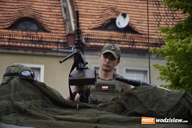 Zdjęcie w galerii na portalu naszwodzislaw.com: 7. Piknik Historyczno-Militarny. FOTORELACJA wiadomości z regionu