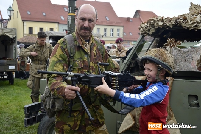 Zdjęcie w galerii na portalu naszwodzislaw.com: 7. Piknik Historyczno-Militarny. FOTORELACJA wiadomości z regionu