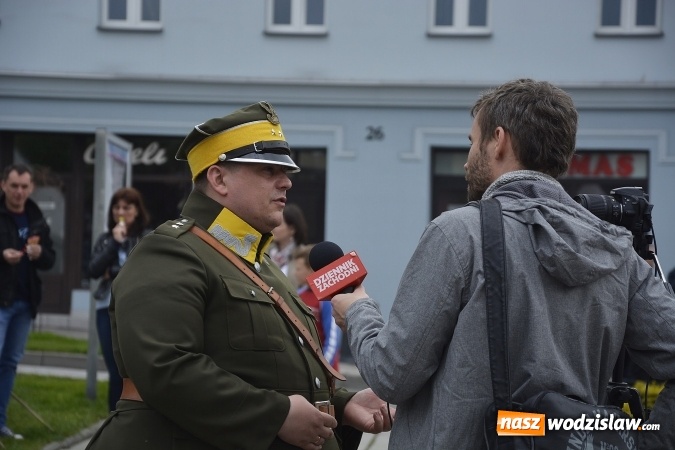 Zdjęcie w galerii na portalu naszwodzislaw.com: 7. Piknik Historyczno-Militarny. FOTORELACJA wiadomości z regionu