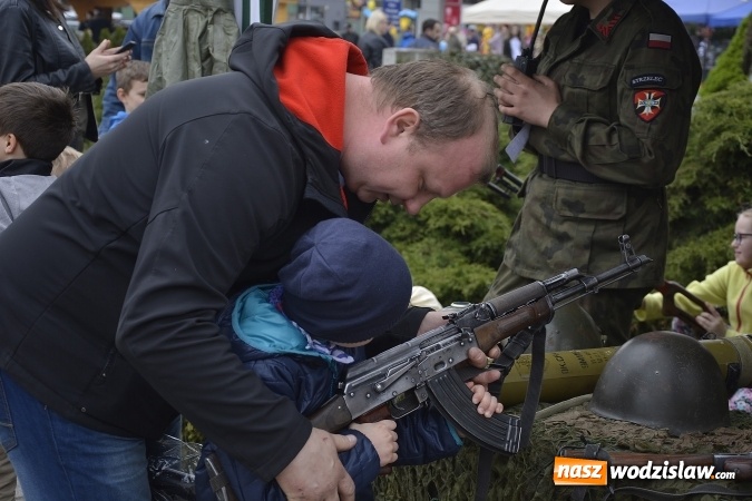 Zdjęcie w galerii na portalu naszwodzislaw.com: 7. Piknik Historyczno-Militarny. FOTORELACJA wiadomości z regionu