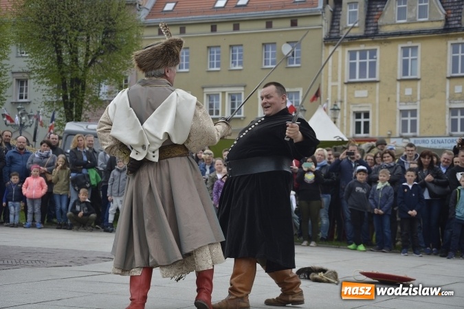 Zdjęcie w galerii na portalu naszwodzislaw.com: 7. Piknik Historyczno-Militarny. FOTORELACJA wiadomości z regionu