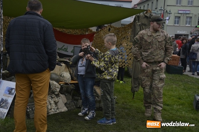 Zdjęcie w galerii na portalu naszwodzislaw.com: 7. Piknik Historyczno-Militarny. FOTORELACJA wiadomości z regionu