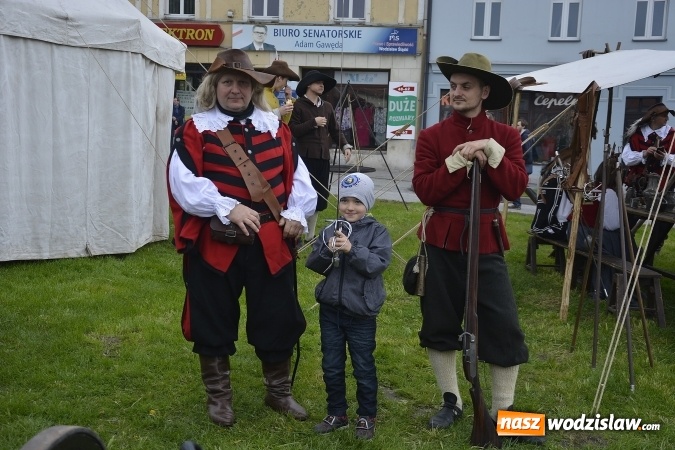Zdjęcie w galerii na portalu naszwodzislaw.com: 7. Piknik Historyczno-Militarny. FOTORELACJA wiadomości z regionu
