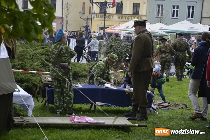 Zdjęcie w galerii na portalu naszwodzislaw.com: 7. Piknik Historyczno-Militarny. FOTORELACJA wiadomości z regionu