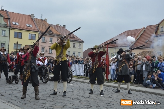 Zdjęcie w galerii na portalu naszwodzislaw.com: 7. Piknik Historyczno-Militarny. FOTORELACJA wiadomości z regionu