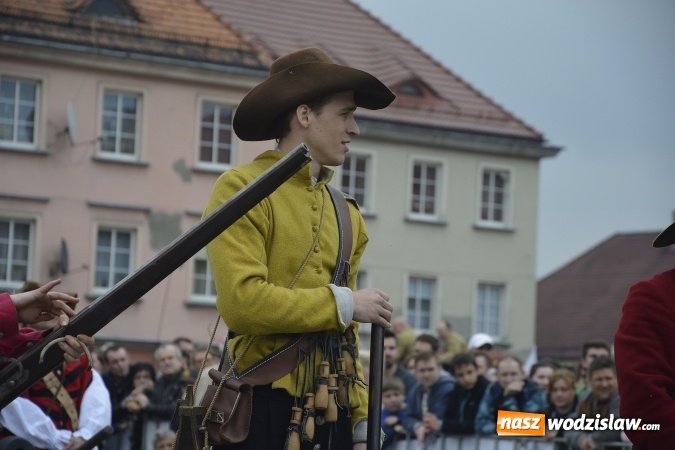 Zdjęcie w galerii na portalu naszwodzislaw.com: 7. Piknik Historyczno-Militarny. FOTORELACJA wiadomości z regionu