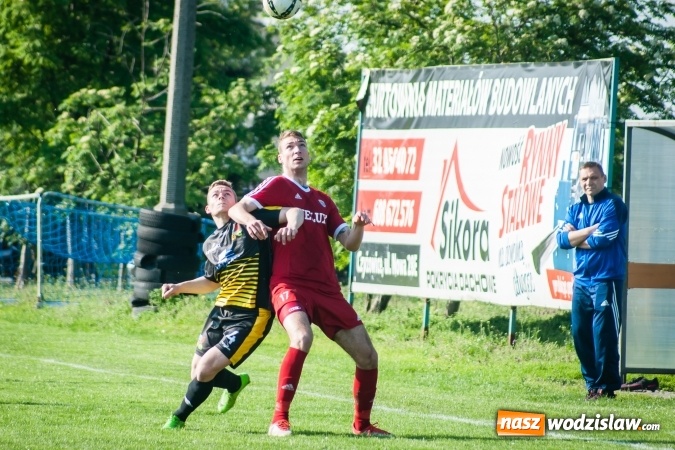 Zdjęcie w galerii na portalu naszwodzislaw.com: Nieudane dośrodkowanie zmieniło się w gola. Przyszłość lepsza od Krzyżanowic wiadomości z regionu