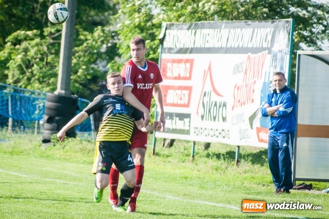 Zdjęcie w galerii na portalu naszwodzislaw.com: Nieudane dośrodkowanie zmieniło się w gola. Przyszłość lepsza od Krzyżanowic wiadomości z regionu