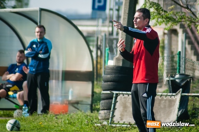 Zdjęcie w galerii na portalu naszwodzislaw.com: Nieudane dośrodkowanie zmieniło się w gola. Przyszłość lepsza od Krzyżanowic wiadomości z regionu