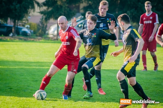 Zdjęcie w galerii na portalu naszwodzislaw.com: Nieudane dośrodkowanie zmieniło się w gola. Przyszłość lepsza od Krzyżanowic wiadomości z regionu
