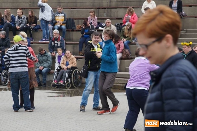 Zdjęcie w galerii na portalu naszwodzislaw.com: Wodzisławski Dzień Godności Os&oacute;b Niepełnosprawnych wiadomości z regionu
