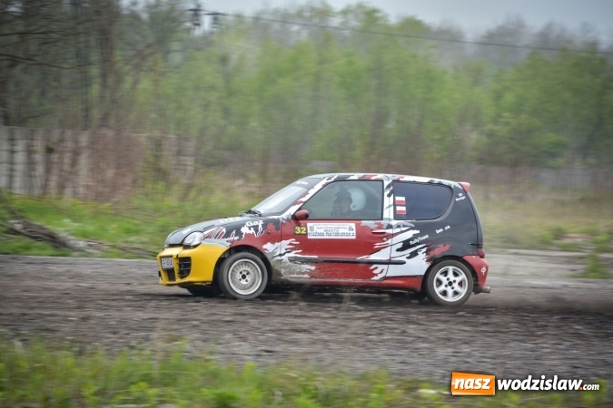 Zdjęcie w galerii na portalu naszwodzislaw.com: Ekipy z powiatu wodzisławskiego na Rajdzie Samochodowym o Puchar Burmistrza Kuźni Raciborskiej wiadomości z regionu