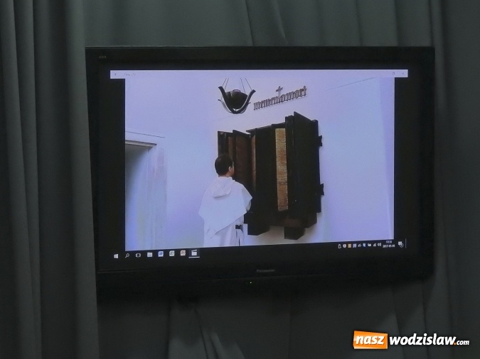 Zdjęcie w galerii na portalu naszwodzislaw.com: Czas i miejsce - wernisaż wystawy w Galerii Gawra wiadomości z regionu