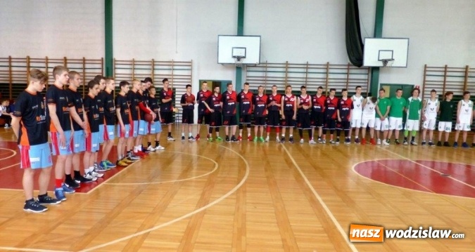 Zdjęcie w galerii na portalu naszwodzislaw.com: Awans koszykarzy z ZS nr 3 do Finału Wojewódzkiego Gimnazjady  wiadomości z regionu
