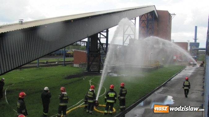 Zdjęcie w galerii na portalu naszwodzislaw.com: Ćwiczenia strażaków na terenie Koksowni Radlin wiadomości z regionu