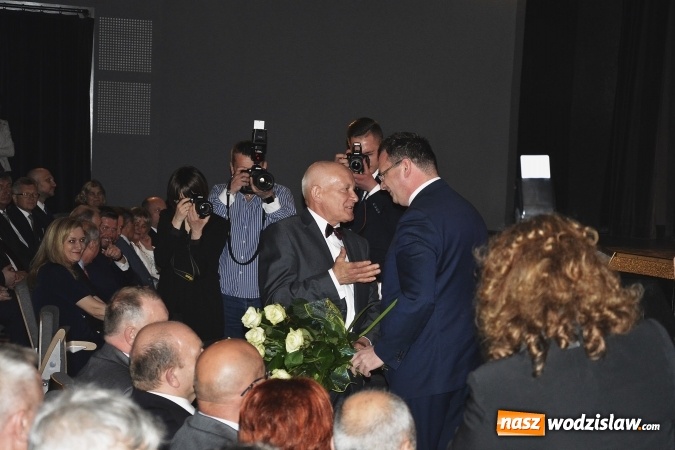 Zdjęcie w galerii na portalu naszwodzislaw.com: Cech Rzemieślnik&oacute;w i Innych Przedsiębiorc&oacute;w świętuje 60-lecie wiadomości z regionu