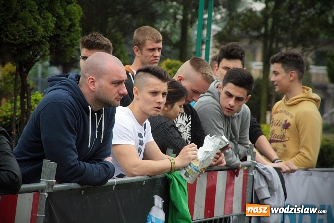 Zdjęcie w galerii na portalu naszwodzislaw.com: Ogólnopolskie Zawody Street Workout przy Bogumińskiej wiadomości z regionu