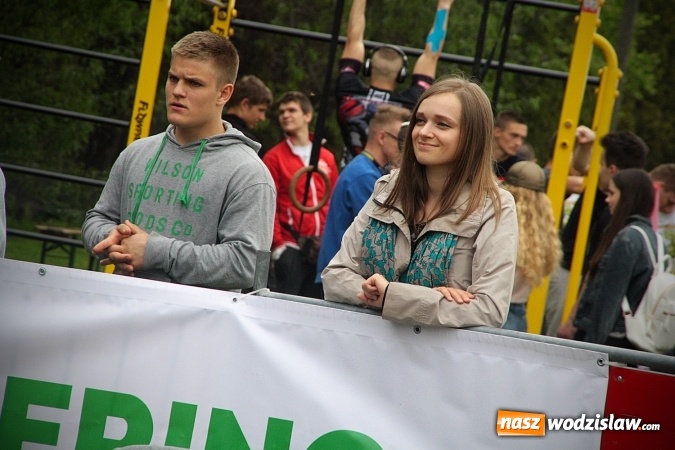 Zdjęcie w galerii na portalu naszwodzislaw.com: Ogólnopolskie Zawody Street Workout przy Bogumińskiej wiadomości z regionu