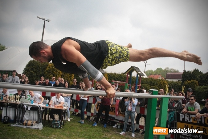 Zdjęcie w galerii na portalu naszwodzislaw.com: Ogólnopolskie Zawody Street Workout przy Bogumińskiej wiadomości z regionu