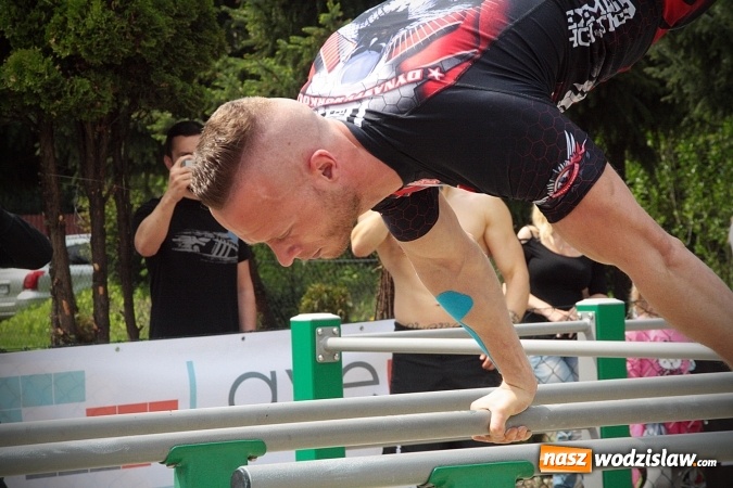 Zdjęcie w galerii na portalu naszwodzislaw.com: Ogólnopolskie Zawody Street Workout przy Bogumińskiej wiadomości z regionu