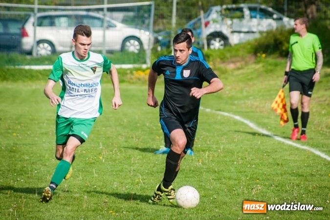 Zdjęcie w galerii na portalu naszwodzislaw.com: Czarni Gorzyce rozbili Ocice wiadomości z regionu