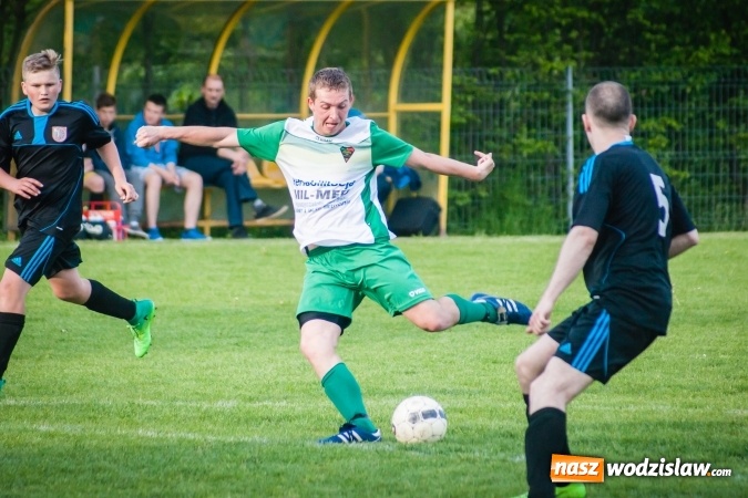 Zdjęcie w galerii na portalu naszwodzislaw.com: Czarni Gorzyce rozbili Ocice wiadomości z regionu