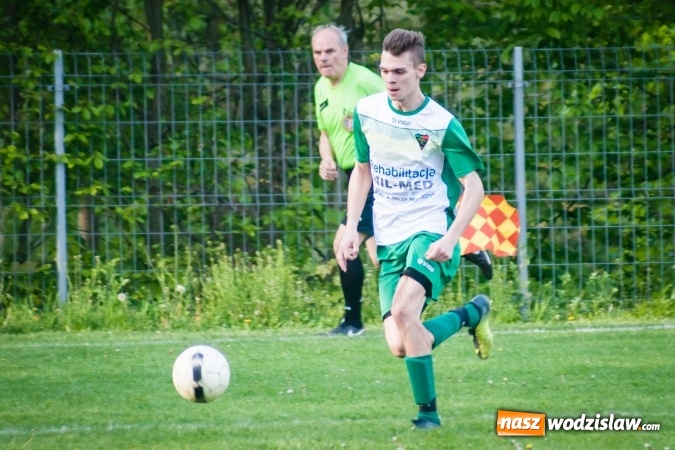 Zdjęcie w galerii na portalu naszwodzislaw.com: Czarni Gorzyce rozbili Ocice wiadomości z regionu