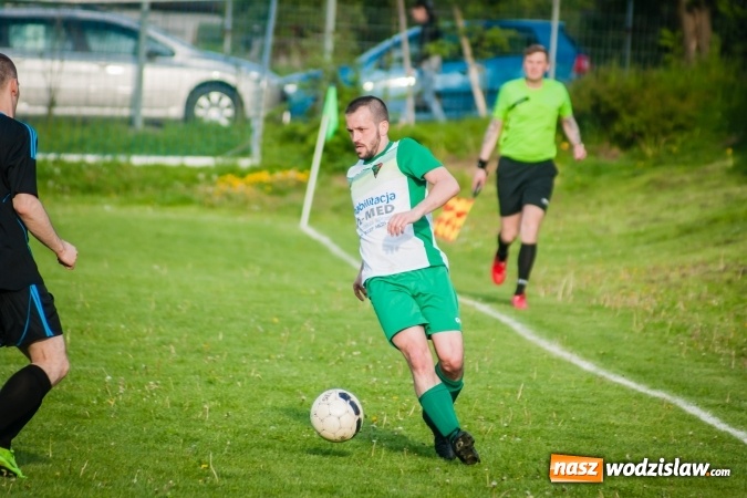 Zdjęcie w galerii na portalu naszwodzislaw.com: Czarni Gorzyce rozbili Ocice wiadomości z regionu