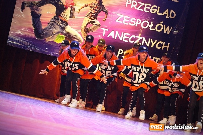 Zdjęcie w galerii na portalu naszwodzislaw.com: X Og&oacute;lnopolski Przegląd Zespoł&oacute;w Tanecznych. Tłumy w pszowskim MOK-u wiadomości z regionu
